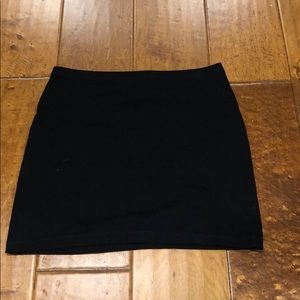 H&M black mini skirt